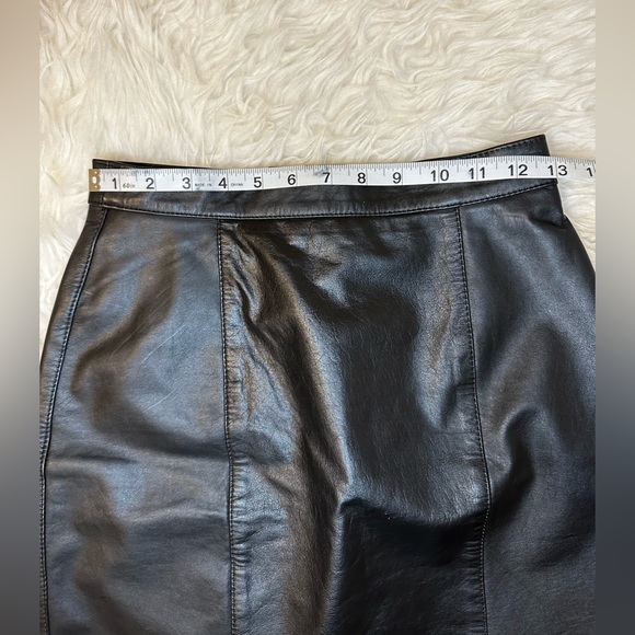 Vintage Leather Mini Skirt - Picture 7 of 7
